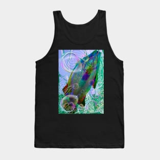 Underwater fish swimming with colorful bubbles. Tank Top